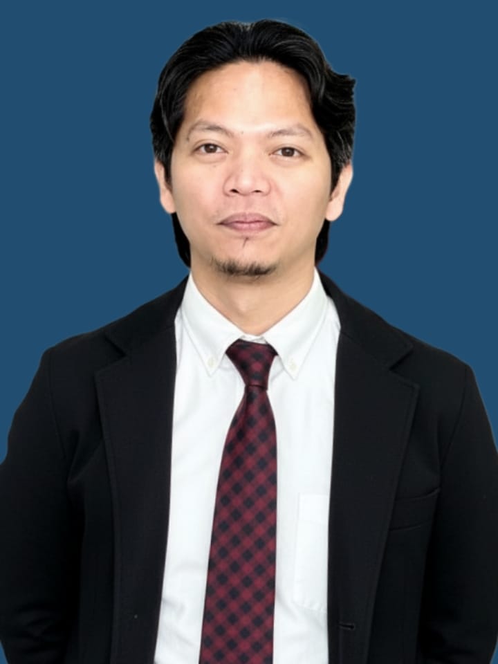 Edward Guitar teacher Abu Dhabi