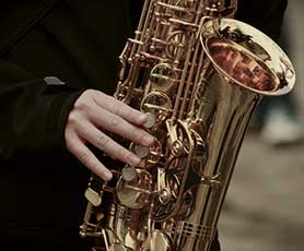 Saxophone lesson in Abu Dhabi