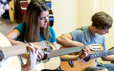 guitar group lesson