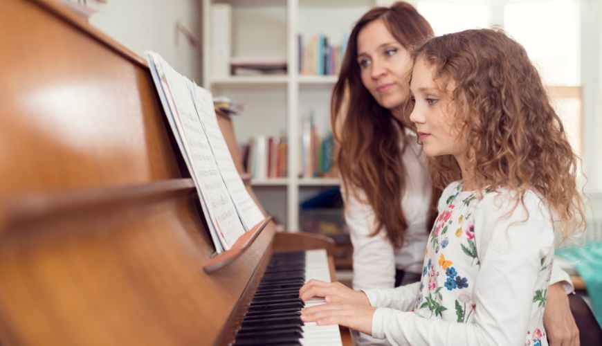 piano class in a music school